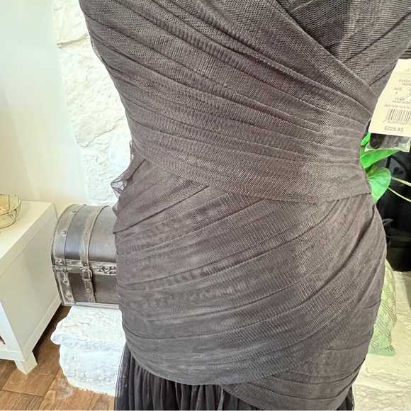 White by Vera Wang Black Strapless Romantic Goth Evening Gown Size 4 NWT - Picture 9 of 15